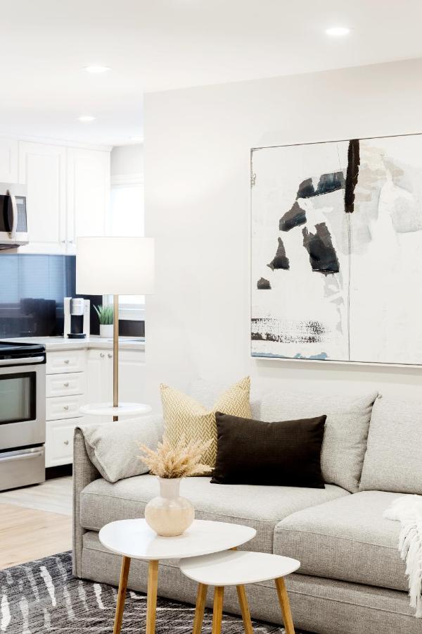 Modern, Luxurious Apartment Near Downtown Ottawa Exterior photo